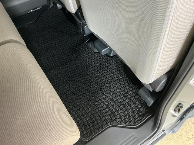 ムーヴX 助手席側リヤパワースライドドア スマートアシスト 2WD助手席側リヤパワースライドドア スマートアシスト プッシュボタンエンジンスタート LEDヘッドライト オートライト オートエアコン カーペットマット コーナーセンサー ホイールキャップ ABS 2WD(京都府)の中古車
