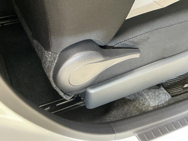 ミライースX SAIII コーナーセンサー オートマチックハイビーム前後コーナーセンサー オートマチックハイビーム LEDヘッドライト オートライト キーレス アイドリングストップ 横滑り防止装置 スペアキー有り マニュアルエアコン スマアシ 12V電源ソケット(京都府)の中古車