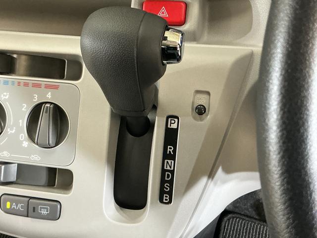 ミライースX SAIII コーナーセンサー オートマチックハイビーム前後コーナーセンサー オートマチックハイビーム LEDヘッドライト オートライト キーレス アイドリングストップ 横滑り防止装置 スペアキー有り マニュアルエアコン スマアシ 12V電源ソケット(京都府)の中古車
