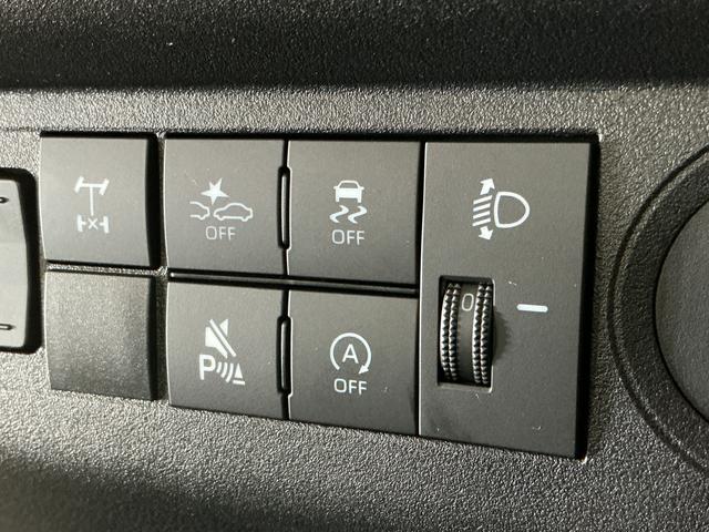 ハイゼットトラックスタンダード　農用スペシャル　４ＷＤ　ＣＶＴ車　ラジオデッキ４ＷＤ　ＣＶＴ車　ラジオデッキ　３方開　荷台作業灯　前後コーナーセンサー　オートマチックハイビーム　オートライト　スマアシ　横滑り防止装置　アイドリングストップ　マニュアルエアコン　１２Ｖ電源ソケット（京都府）の中古車