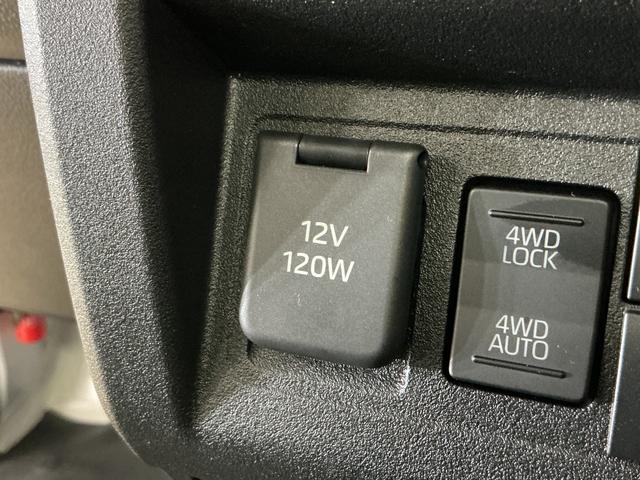 ハイゼットトラックスタンダード　農用スペシャル　４ＷＤ　ＣＶＴ車　ラジオデッキ４ＷＤ　ＣＶＴ車　ラジオデッキ　３方開　荷台作業灯　前後コーナーセンサー　オートマチックハイビーム　オートライト　スマアシ　横滑り防止装置　アイドリングストップ　マニュアルエアコン　１２Ｖ電源ソケット（京都府）の中古車