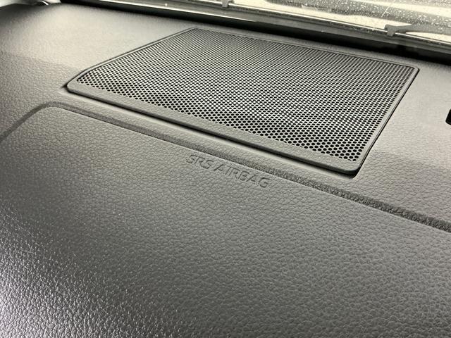 ハイゼットトラックスタンダード　農用スペシャル　４ＷＤ　ＣＶＴ車　ラジオデッキ４ＷＤ　ＣＶＴ車　ラジオデッキ　３方開　荷台作業灯　前後コーナーセンサー　オートマチックハイビーム　オートライト　スマアシ　横滑り防止装置　アイドリングストップ　マニュアルエアコン　１２Ｖ電源ソケット（京都府）の中古車