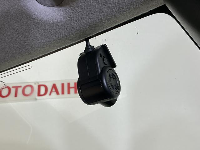 トールカスタムＧ　９インチナビ　パノラマモニター　ＥＴＣ　ドラレコワンオーナー　９インチナビ　パノラマモニター　フルセグチューナー　ブルートゥース対応　ドライブレコーダー　ＥＴＣ　プッシュボタンエンジンスタート　両側リヤパワースライドドア　ＬＥＤヘッドライト　ＡＢＳ（京都府）の中古車