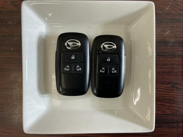 トールカスタムＧ　９インチナビ　パノラマモニター　ＥＴＣ　ドラレコワンオーナー　９インチナビ　パノラマモニター　フルセグチューナー　ブルートゥース対応　ドライブレコーダー　ＥＴＣ　プッシュボタンエンジンスタート　両側リヤパワースライドドア　ＬＥＤヘッドライト　ＡＢＳ（京都府）の中古車