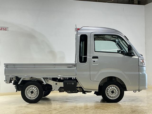 ハイゼットトラックジャンボスタンダード　４ＷＤ　前後コーナーセンサー　３方開４ＷＤ　前後コーナーセンサー　オートマチックハイビーム　３方開　オートライト　スマートキー　プッシュスタート　アイドリングストップ　横滑り防止装置　スマートアシスト　盗難防止装置　スペアキー有り（京都府）の中古車