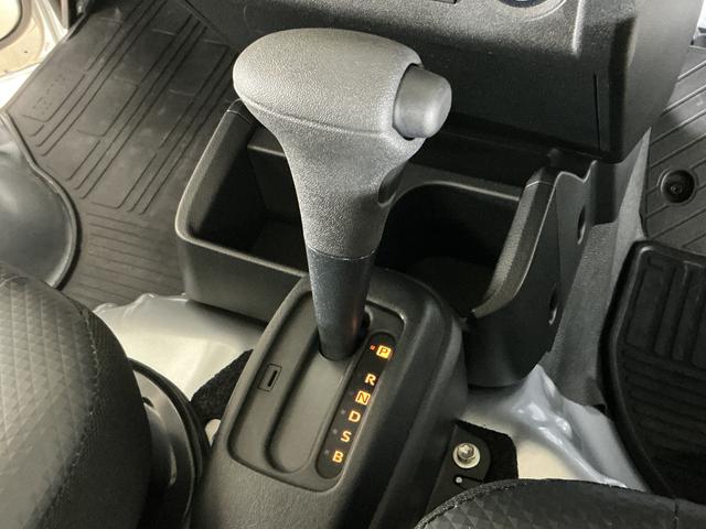ハイゼットトラックジャンボスタンダード　４ＷＤ　前後コーナーセンサー　３方開４ＷＤ　前後コーナーセンサー　オートマチックハイビーム　３方開　オートライト　スマートキー　プッシュスタート　アイドリングストップ　横滑り防止装置　スマートアシスト　盗難防止装置　スペアキー有り（京都府）の中古車