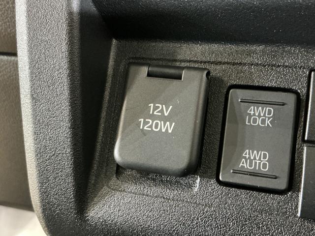 ハイゼットトラックジャンボスタンダード　４ＷＤ　前後コーナーセンサー　３方開４ＷＤ　前後コーナーセンサー　オートマチックハイビーム　３方開　オートライト　スマートキー　プッシュスタート　アイドリングストップ　横滑り防止装置　スマートアシスト　盗難防止装置　スペアキー有り（京都府）の中古車