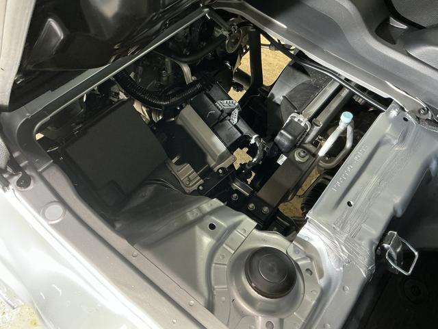 ハイゼットトラックジャンボスタンダード　４ＷＤ　前後コーナーセンサー　３方開４ＷＤ　前後コーナーセンサー　オートマチックハイビーム　３方開　オートライト　スマートキー　プッシュスタート　アイドリングストップ　横滑り防止装置　スマートアシスト　盗難防止装置　スペアキー有り（京都府）の中古車