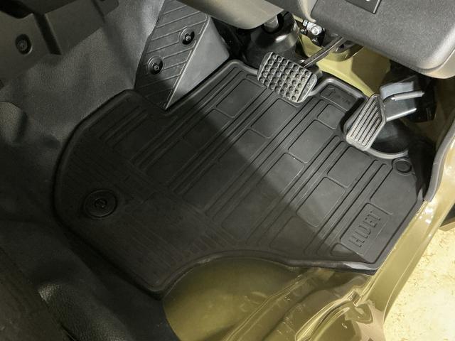 ハイゼットトラックジャンボエクストラ　４ＷＤ　９インチディスプレイオーディオ４ＷＤ　９インチディスプレイオーディオ　バックカメラ　デジタルインナーミラー　３方開　荷台作業灯　前後コーナーセンサー　オートマチックハイビーム　Ｂｌｕｅｔｏｏｔｈ　ＵＳＢ接続　ＨＤＭＩ接続　スマアシ（京都府）の中古車