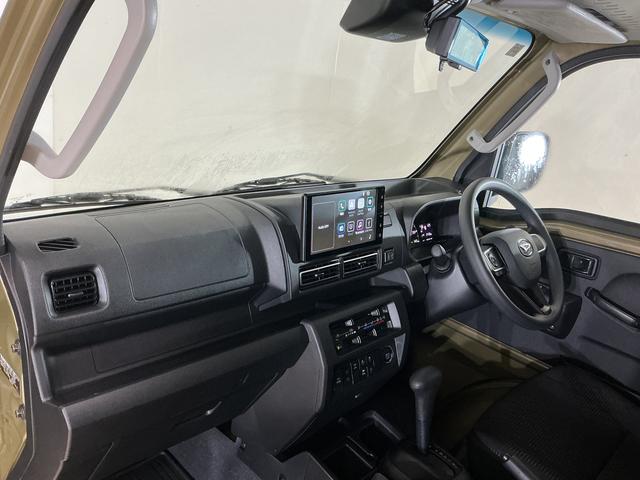 ハイゼットトラックジャンボエクストラ　４ＷＤ　９インチディスプレイオーディオ４ＷＤ　９インチディスプレイオーディオ　バックカメラ　デジタルインナーミラー　３方開　荷台作業灯　前後コーナーセンサー　オートマチックハイビーム　Ｂｌｕｅｔｏｏｔｈ　ＵＳＢ接続　ＨＤＭＩ接続　スマアシ（京都府）の中古車