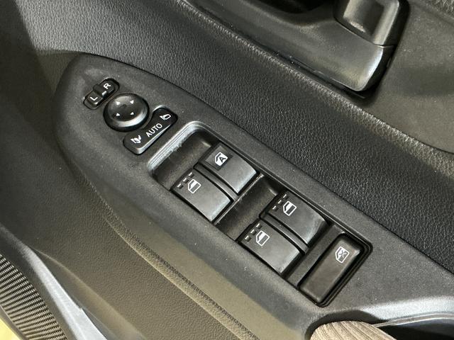 ムーヴＸ　４ＷＤ　片側電動スライドドア　前後コーナーセンサー４ＷＤ　片側電動スライドドア　前後コーナーセンサー　オートマチックハイビーム　オートライト　ＬＥＤヘッドライト　スマートキー　スマアシ　横滑り防止装置　アイドリングストップ　オートエアコン　スペアキー（京都府）の中古車