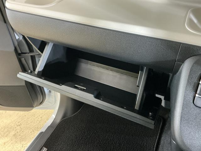 ムーヴキャンバスストライプスG バックカメラ 両側電動スライドドア スマアシバックカメラ 両側電動スライドドア ホットカップホルダー シートヒーター 電子パーキング 前後コーナーセンサー オートマチックハイビーム オートブレーキホールド USBチャージャー オートライト(京都府)の中古車