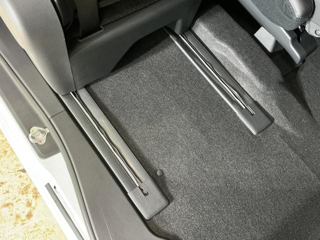 タントカスタムXリミテッド 届出済未使用車 ディスプレイオーディオ届出済未使用車 9インチディスプレイオーディオ バックカメラ ETC フルセグチューナー ブルートゥース対応 両側リヤパワースライドドア プッシュボタンエンジンスタート LEDヘッドライト ABS(京都府)の中古車