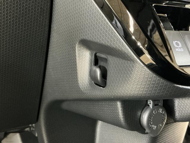 タントカスタムXリミテッド 届出済未使用車 ディスプレイオーディオ届出済未使用車 9インチディスプレイオーディオ バックカメラ ETC フルセグチューナー ブルートゥース対応 両側リヤパワースライドドア プッシュボタンエンジンスタート LEDヘッドライト ABS(京都府)の中古車