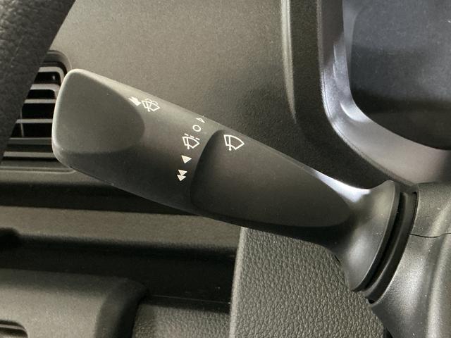ハイゼットトラックジャンボスタンダード 切替式4WD ラジオデッキ 3方開切替式4WD ラジオデッキ 3方開 前後コーナーセンサー オートマチックハイビーム オートライト スペアキー有り アイドリングストップ 横滑り防止装置 マニュアルエアコン ヘッドライトレベライザー(京都府)の中古車