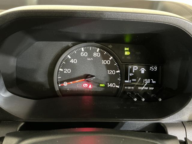 ハイゼットトラックジャンボスタンダード 切替式4WD ラジオデッキ 3方開切替式4WD ラジオデッキ 3方開 前後コーナーセンサー オートマチックハイビーム オートライト スペアキー有り アイドリングストップ 横滑り防止装置 マニュアルエアコン ヘッドライトレベライザー(京都府)の中古車