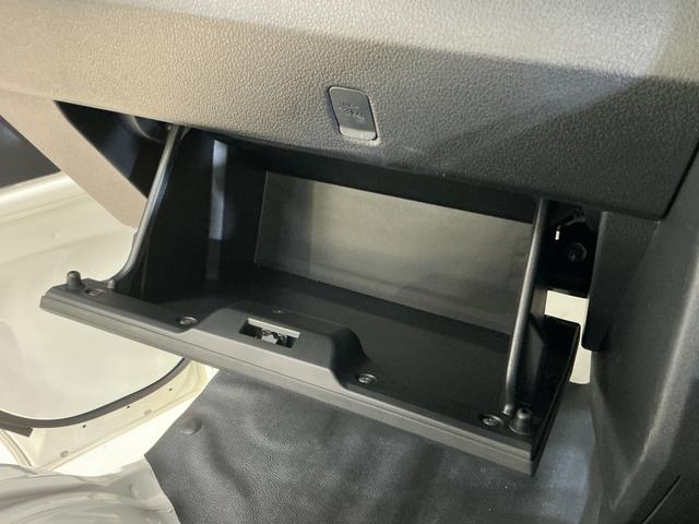 ハイゼットトラックジャンボスタンダード 切替式4WD ラジオデッキ 3方開切替式4WD ラジオデッキ 3方開 前後コーナーセンサー オートマチックハイビーム オートライト スペアキー有り アイドリングストップ 横滑り防止装置 マニュアルエアコン ヘッドライトレベライザー(京都府)の中古車