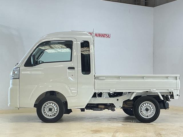 ハイゼットトラックジャンボスタンダード　ワンオーナー　切替式４ＷＤ　ＣＶＴ車ワンオーナー　切替式４ＷＤ　ＣＶＴ車　ラジオデッキ　３方開　コーナーセンサー　オートマチックハイビーム　オートライト　横滑り防止装置　アイドリングストップ　ヘッドライトレベライザー　マニュアルエアコン（京都府）の中古車