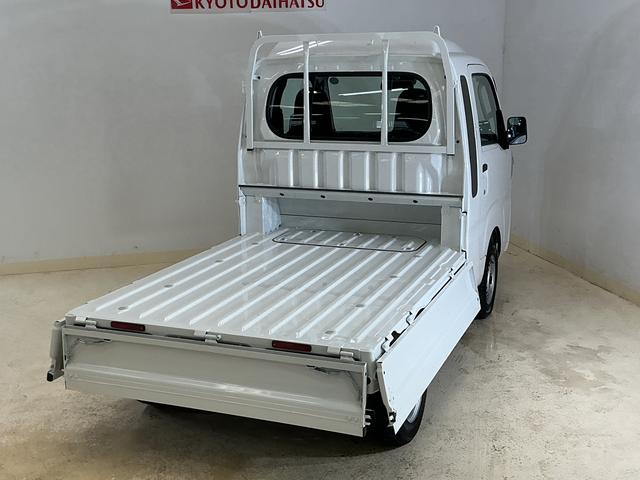 ハイゼットトラックジャンボスタンダード　ワンオーナー　切替式４ＷＤ　ＣＶＴ車ワンオーナー　切替式４ＷＤ　ＣＶＴ車　ラジオデッキ　３方開　コーナーセンサー　オートマチックハイビーム　オートライト　横滑り防止装置　アイドリングストップ　ヘッドライトレベライザー　マニュアルエアコン（京都府）の中古車