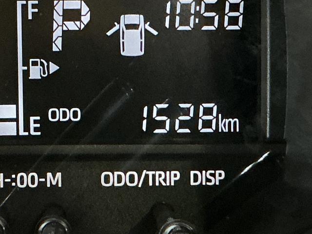 ハイゼットトラックジャンボスタンダード　ワンオーナー　切替式４ＷＤ　ＣＶＴ車ワンオーナー　切替式４ＷＤ　ＣＶＴ車　ラジオデッキ　３方開　コーナーセンサー　オートマチックハイビーム　オートライト　横滑り防止装置　アイドリングストップ　ヘッドライトレベライザー　マニュアルエアコン（京都府）の中古車