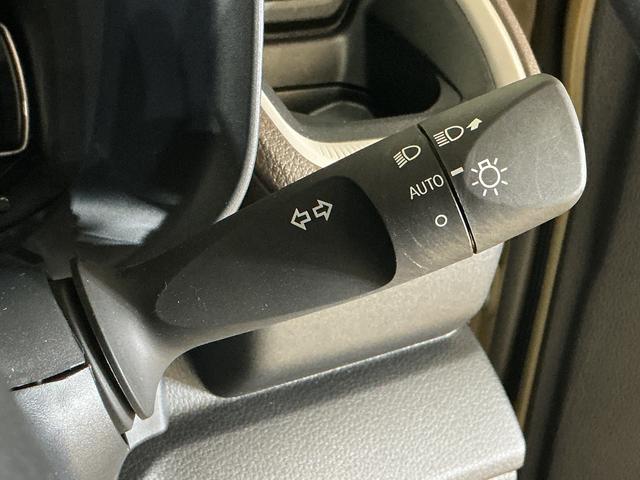 ムーヴX 片側電動スライドドア 前後コーナーセンサー スマアシ片側電動スライドドア 前後コーナーセンサー オートマチックハイビーム スマートキー LEDヘッドライト オートライト 横滑り防止装置 アイドリングストップ 盗難防止装置 スペアキー スマートアシスト(京都府)の中古車