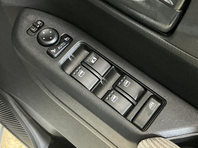 ムーヴX 片側電動スライドドア 前後コーナーセンサー スマアシ片側電動スライドドア 前後コーナーセンサー オートマチックハイビーム LEDヘッドライト オートライト スマートキー プッシュスタート スマートアシスト アイドリングストップ 横滑り防止装置(京都府)の中古車