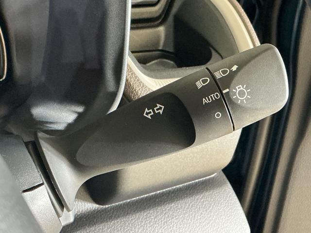 ムーヴＸ　片側電動スライドドア　助手席側リヤパワースライドドア助手席側リヤパワースライドドア　スマートアシスト　プッシュボタンエンジンスタート　ＬＥＤヘッドライト　オートライト　オートハイビーム　コーナーセンサー　オートエアコン　ホイールキャップ　ＡＢＳ　２ＷＤ（京都府）の中古車