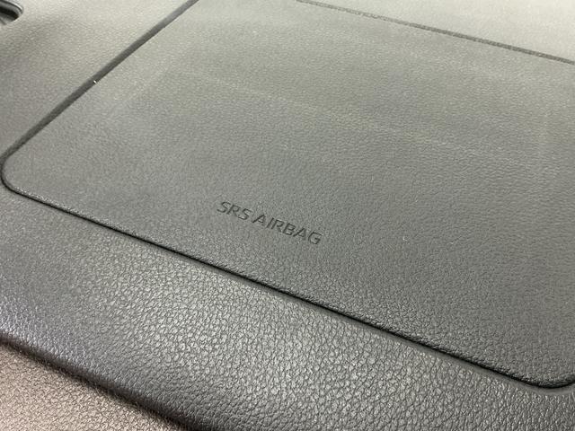ムーヴＸ　片側電動スライドドア　助手席側リヤパワースライドドア助手席側リヤパワースライドドア　スマートアシスト　プッシュボタンエンジンスタート　ＬＥＤヘッドライト　オートライト　オートハイビーム　コーナーセンサー　オートエアコン　ホイールキャップ　ＡＢＳ　２ＷＤ（京都府）の中古車