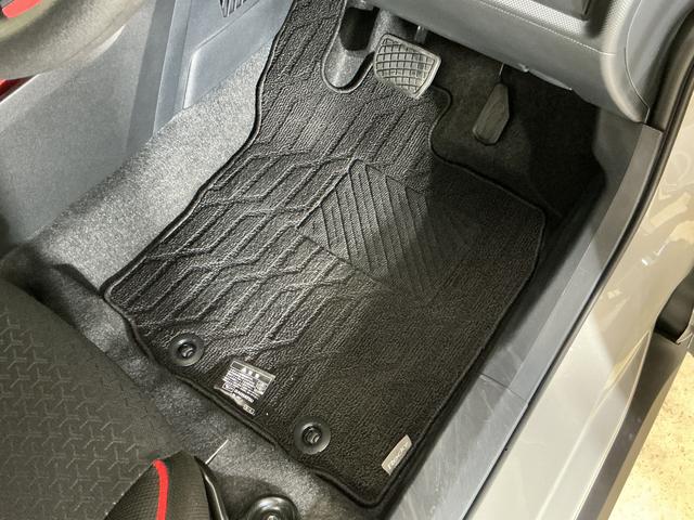 ロッキーＸ　ＨＥＶ　９インチディスプレイオーディオ　パノラマモニター９インチディスプレイオーディオ　パノラマモニター　前後コーナーセンサー　オートマチックハイビーム　電子パーキング　Ｂｌｕｅｔｏｏｔｈ　ＵＳＢ接続　ＨＤＭＩ接続　フルセグＴＶ　スマートキー　スマアシ（京都府）の中古車