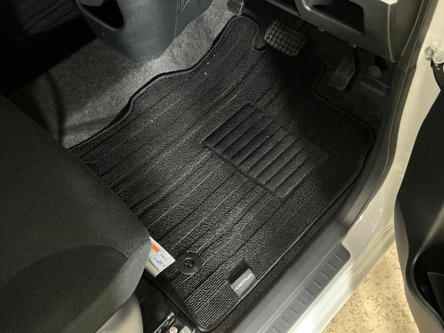 ムーヴキャンバスＧブラックアクセントＶＳ　ＳＡIII　ワンオーナー　スマアシワンオーナー　パノラマモニター　両側電動スライドドア　シートヒーター　オートマチックハイビーム　ウインドシールドデアイサー　ＬＥＤヘッドライト　オートライト　スマートキー　プッシュスタート　スマアシ（京都府）の中古車