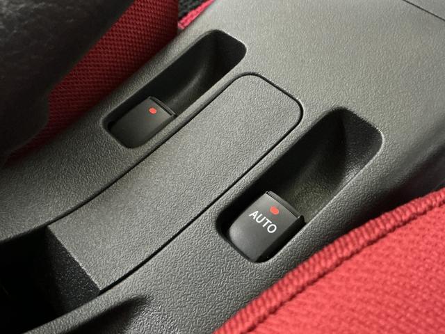 コペンセロ　ターボ　ナビ　ＥＴＣ　シートヒーター　フルセグＴＶターボ　ナビ　ＥＴＣ　シートヒーター　Ｂｌｕｅｔｏｏｔｈ　ＤＶＤ　フルセグＴＶ　ＬＥＤヘッドライト　スマートキー　プッシュスタート　フォグライト　アイドリングストップ　横滑り防止装置　オートエアコン（京都府）の中古車