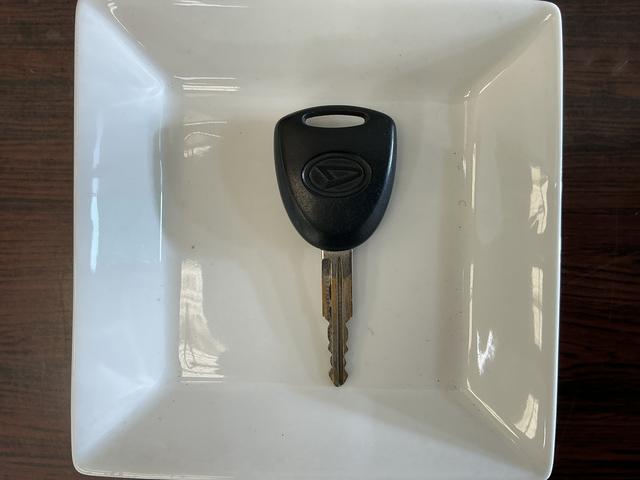 ハイゼットトラックジャンボＳＡIIIｔ　ワンオーナー　ナビ　ドラレコ　ＥＴＣワンオーナー　ナビ　ドライブレコーダー　ＥＴＣ　３方開　荷台作業灯　Ｂｌｕｅｔｏｏｔｈ　ＤＶＤ再生　フルセグＴＶ　ＬＥＤヘッドライト　フォグライト　横滑り防止装置　スマアシ　マニュアルエアコン（京都府）の中古車