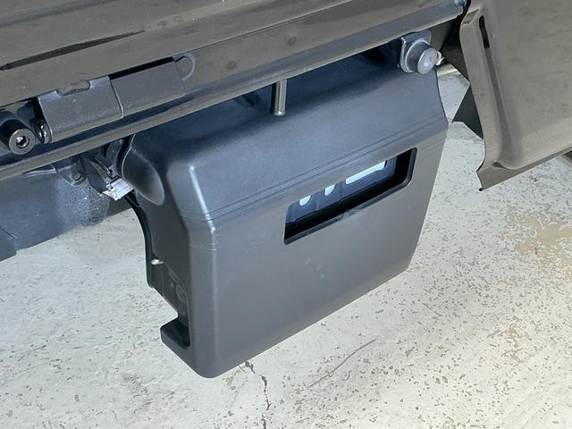 ハイゼットトラックジャンボＳＡIIIｔ　ワンオーナー　ナビ　ドラレコ　ＥＴＣワンオーナー　ナビ　ドライブレコーダー　ＥＴＣ　３方開　荷台作業灯　Ｂｌｕｅｔｏｏｔｈ　ＤＶＤ再生　フルセグＴＶ　ＬＥＤヘッドライト　フォグライト　横滑り防止装置　スマアシ　マニュアルエアコン（京都府）の中古車