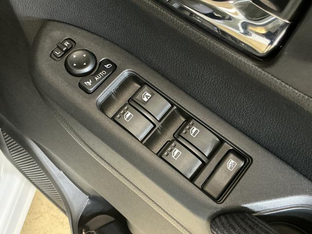 ムーヴＧ　届出済み未使用車　９インチディスプレイオーディオ　ＵＳＢ届出済み未使用車　９インチディスプレイオーディオ　バックカメラ　片側電動スライドドア　ワイヤレス充電　前後コーナーセンサー　電子パーキング　オートマチックハイビーム　Ｂｌｕｅｔｏｏｔｈ　ＵＳＢ接続（京都府）の中古車