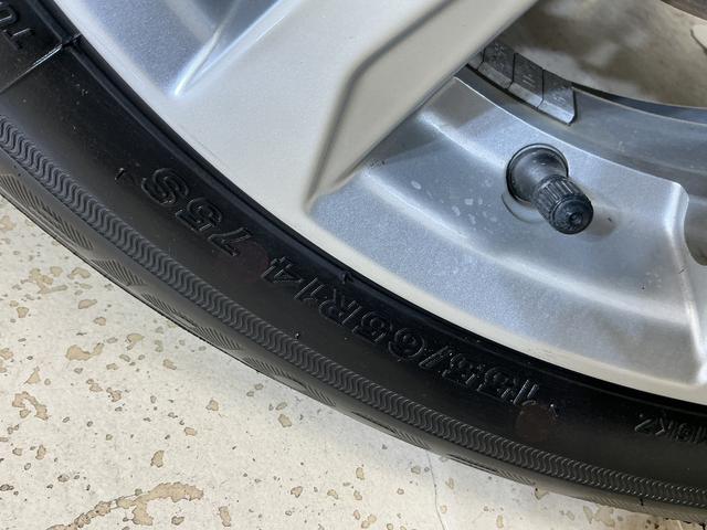 ムーヴＧ　届出済み未使用車　９インチディスプレイオーディオ　ＵＳＢ届出済み未使用車　９インチディスプレイオーディオ　バックカメラ　片側電動スライドドア　ワイヤレス充電　前後コーナーセンサー　電子パーキング　オートマチックハイビーム　Ｂｌｕｅｔｏｏｔｈ　ＵＳＢ接続（京都府）の中古車