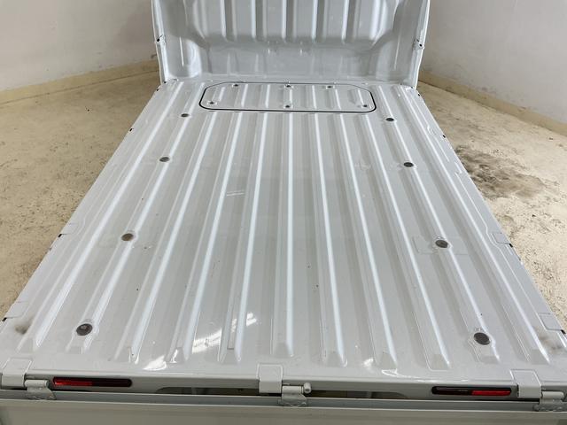 ハイゼットトラックスタンダードＳＡIIIｔ　４ＷＤ　ＬＥＤヘッドライトワンオーナー　４ＷＤ　スマートアシストＩＩＩｔ　ＡＭ／ＦＭチューナー　マニュアルエアコン　スチールホイール　ラバーマット　ＥＴＣ　テールゲートチェーン　運転席エアバッグ　パワステ　ＬＥＤヘッドライト（京都府）の中古車