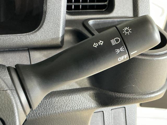ハイゼットトラックスタンダードＳＡIIIｔ　４ＷＤ　ＬＥＤヘッドライトワンオーナー　４ＷＤ　スマートアシストＩＩＩｔ　ＡＭ／ＦＭチューナー　マニュアルエアコン　スチールホイール　ラバーマット　ＥＴＣ　テールゲートチェーン　運転席エアバッグ　パワステ　ＬＥＤヘッドライト（京都府）の中古車
