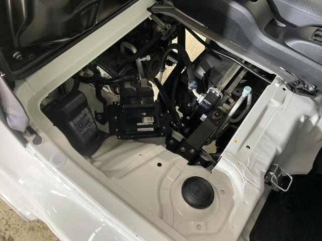 ハイゼットトラックスタンダードＳＡIIIｔ　４ＷＤ　ＬＥＤヘッドライトワンオーナー　４ＷＤ　スマートアシストＩＩＩｔ　ＡＭ／ＦＭチューナー　マニュアルエアコン　スチールホイール　ラバーマット　ＥＴＣ　テールゲートチェーン　運転席エアバッグ　パワステ　ＬＥＤヘッドライト（京都府）の中古車