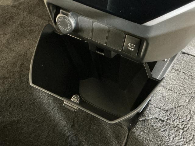 トールカスタムＧ　ＳＡII　ワンオーナー　ナビ　パノラマモニターワンオーナー　ナビ　パノラマモニター　ＥＴＣ　両側電動スライドドア　オートクルーズコントロール　Ｂｌｕｅｔｏｏｔｈ　ＤＶＤ再生　フルセグＴＶ　オートライト　ＬＥＤヘッドライト　スマートキー　スマアシ（京都府）の中古車