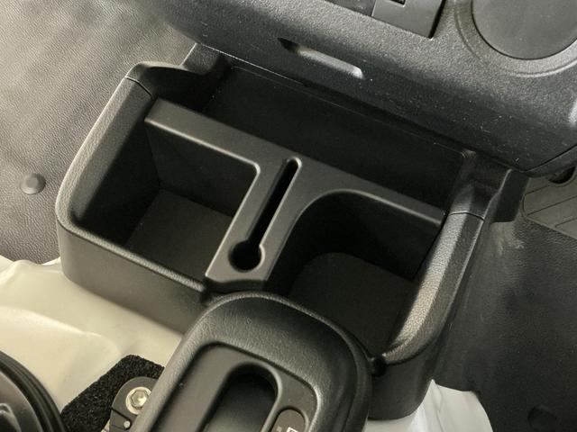 ハイゼットトラックジャンボスタンダード 4WD スマートアシスト オートライト4WD スマートアシスト オートライト マニュアルエアコン スチールホイール オートハイビーム AM/FMチューナー コーナーセンサー テールゲートチェーン アイドリングストップ ABS(京都府)の中古車