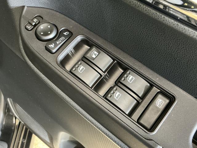 タントカスタムRSリミテッド 届出済み未使用車 ターボ ETC届出済み未使用車 ターボ 9インチディスプレイオーディオ バックカメラ ETC 両側電動スライドドア アダプティブクルーズコントロール シートヒーター 前後コーナーセンサー オートマチックハイビーム(京都府)の中古車