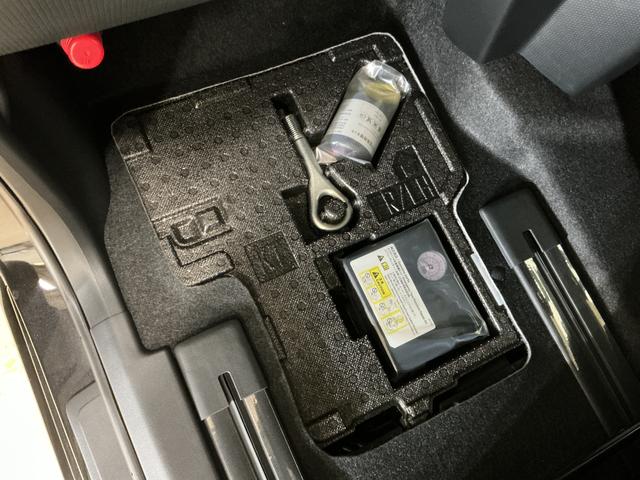 タントカスタムRSリミテッド 届出済み未使用車 ターボ ETC届出済み未使用車 ターボ 9インチディスプレイオーディオ バックカメラ ETC 両側電動スライドドア アダプティブクルーズコントロール シートヒーター コーナーセンサー Bluetooth USB接続(京都府)の中古車