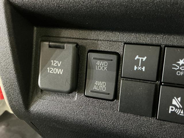 ハイゼットトラックＥＸＴ　切替式４ＷＤ　３方開　荷台作業灯　コーナーセンサー切替式４ＷＤ　３方開　荷台作業灯　コーナーセンサー　オートマチックハイビーム　スマートキー　スマートアシスト　オートライト　フォグライト　アイドリングストップ　横滑り防止装置　盗難防止装置　スペアキー（京都府）の中古車