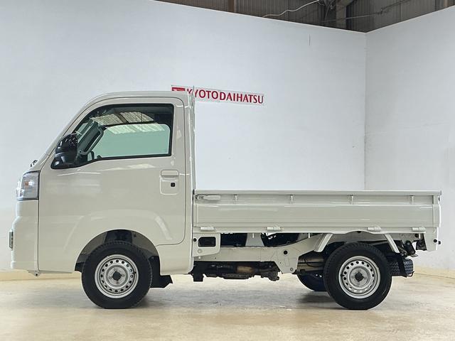ハイゼットトラックＥＸＴ　切替式４ＷＤ　３方開　荷台作業灯　コーナーセンサー切替式４ＷＤ　３方開　荷台作業灯　コーナーセンサー　オートマチックハイビーム　スマートキー　スマートアシスト　オートライト　フォグライト　アイドリングストップ　横滑り防止装置　盗難防止装置　スペアキー（京都府）の中古車