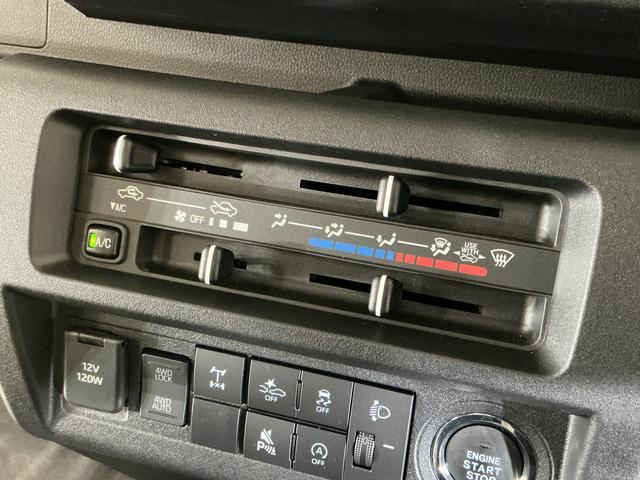 ハイゼットトラックＥＸＴ　切替式４ＷＤ　３方開　荷台作業灯　コーナーセンサー切替式４ＷＤ　３方開　荷台作業灯　コーナーセンサー　オートマチックハイビーム　スマートキー　スマートアシスト　オートライト　フォグライト　アイドリングストップ　横滑り防止装置　盗難防止装置　スペアキー（京都府）の中古車
