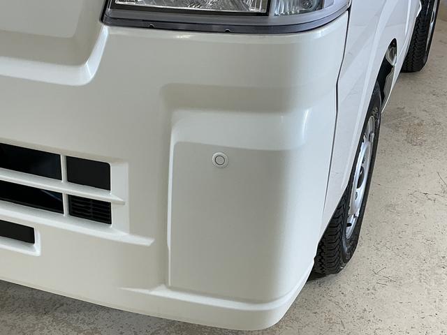 ハイゼットトラックジャンボスタンダード 切替式4WD ラジオデッキ 3方開切替式4WD CVT ラジオ 3方開 前後コーナーセンサー オートマチックハイビーム スマアシ オートライト アイドリングストップ 横滑り防止装置 スペアキー有り マニュアルエアコン ラバーマット(京都府)の中古車