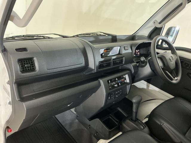 ハイゼットトラックジャンボスタンダード 切替式4WD ラジオデッキ 3方開切替式4WD CVT ラジオ 3方開 前後コーナーセンサー オートマチックハイビーム スマアシ オートライト アイドリングストップ 横滑り防止装置 スペアキー有り マニュアルエアコン ラバーマット(京都府)の中古車