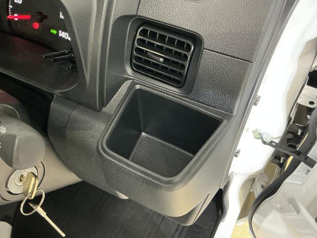 ハイゼットトラックジャンボスタンダード 切替式4WD ラジオデッキ 3方開切替式4WD CVT ラジオ 3方開 前後コーナーセンサー オートマチックハイビーム スマアシ オートライト アイドリングストップ 横滑り防止装置 スペアキー有り マニュアルエアコン ラバーマット(京都府)の中古車
