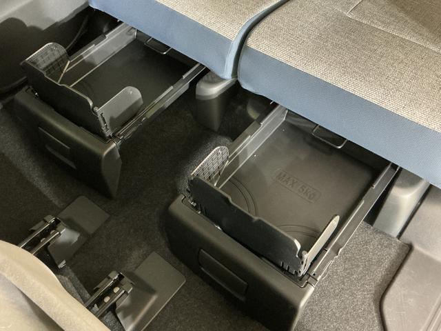 ムーヴキャンバスストライプスG ワンオーナー バックカメラ シートヒーターワンオーナー バックカメラ 両側電動スライドドア ホットカップホルダー シートヒーター 前後コーナーセンサー オートマチックハイビーム 電子パーキング オートブレーキホールド USBチャージャー(京都府)の中古車