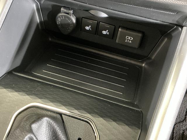 ロッキープレミアムG HEV ワンオーナー パノラマモニターワンオーナー パノラマモニター アダプティブクルーズコントロール 前後コーナーセンサー シートヒーター 電子パーキング オートマチックハイビーム オートブレーキホールド USBチャージャー スマアシ(京都府)の中古車